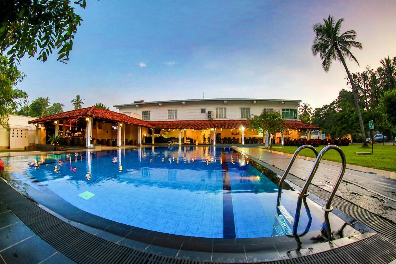The Covanro Airport Hotel - Katunayake Gampaha Zewnętrze zdjęcie