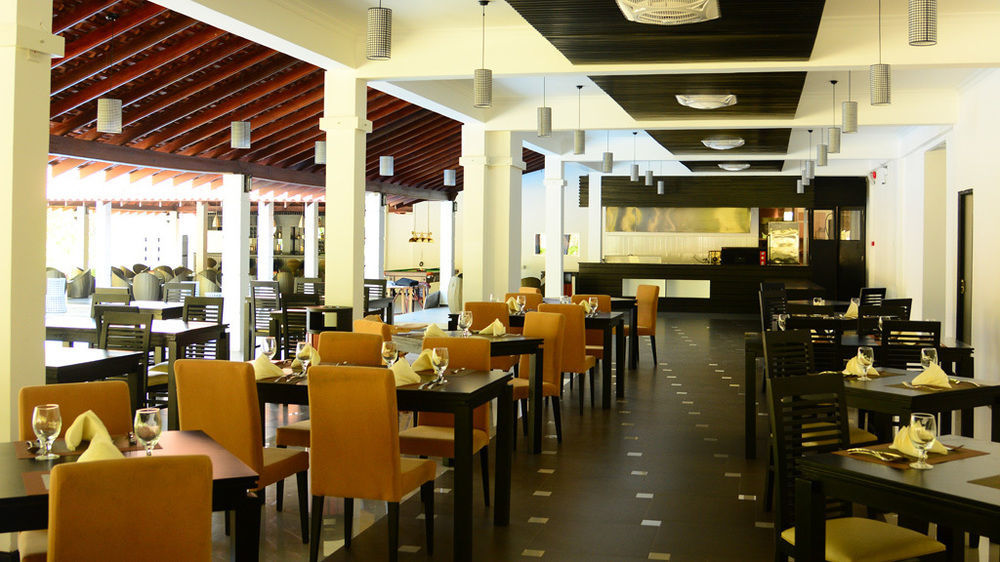 The Covanro Airport Hotel - Katunayake Gampaha Zewnętrze zdjęcie