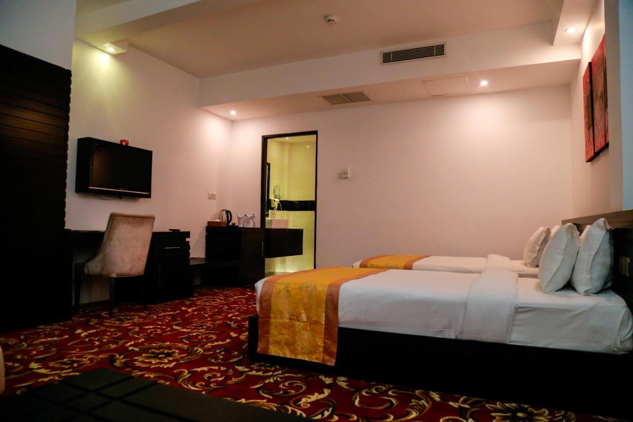 The Covanro Airport Hotel - Katunayake Gampaha Zewnętrze zdjęcie